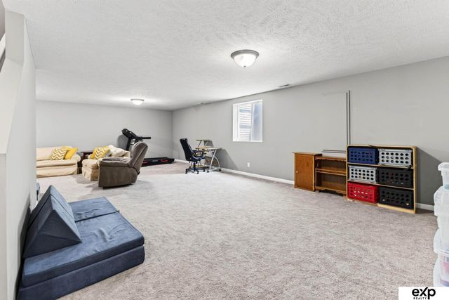 11503 Shepard Street, Papillion, NE 68046