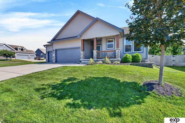11503 Shepard Street, Papillion, NE 68046