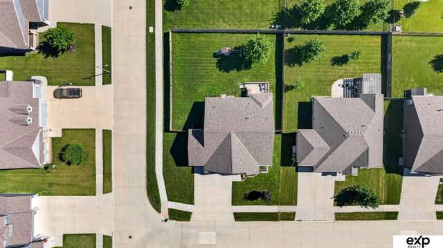 11503 Shepard Street, Papillion, NE 68046