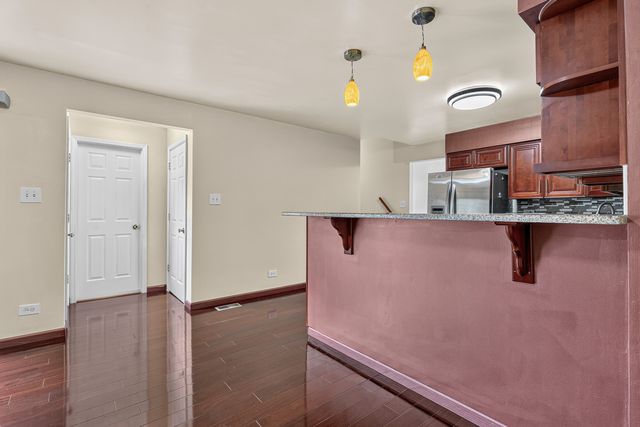 14631 Knox Avenue, Midlothian, IL 60445