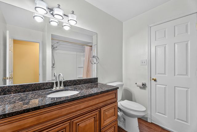 14631 Knox Avenue, Midlothian, IL 60445