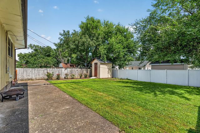14631 Knox Avenue, Midlothian, IL 60445
