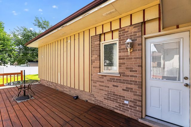 14631 Knox Avenue, Midlothian, IL 60445