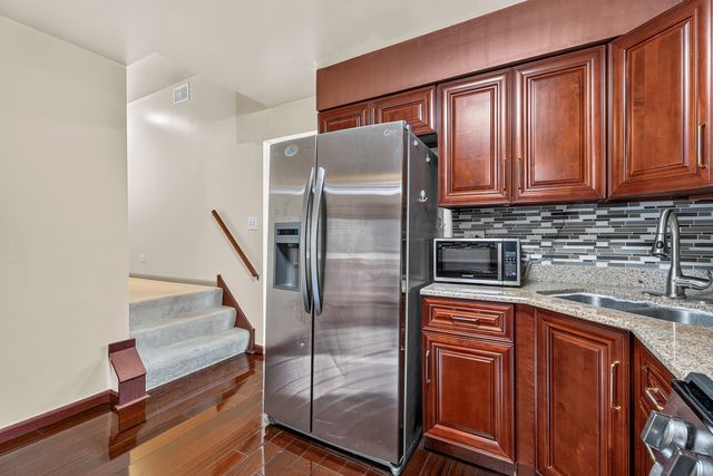 14631 Knox Avenue, Midlothian, IL 60445