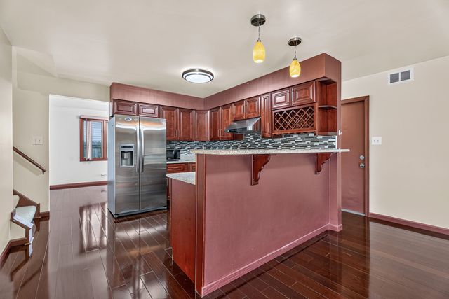 14631 Knox Avenue, Midlothian, IL 60445
