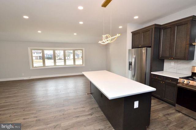 315 CHELTEN PKWY, Cherry Hill, NJ 08034