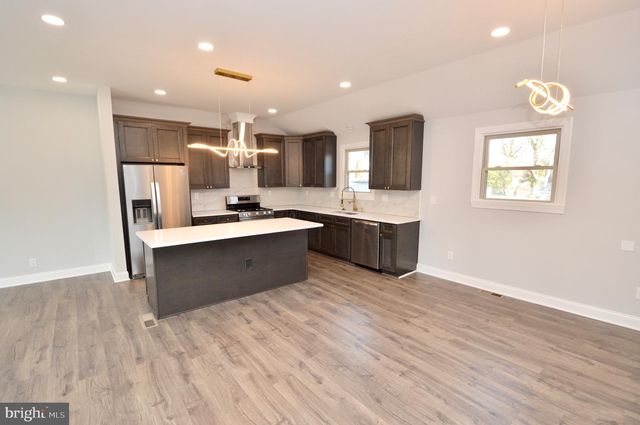 315 CHELTEN PKWY, Cherry Hill, NJ 08034