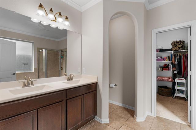4308 Chestnut Meadows BND, Georgetown, TX 78626