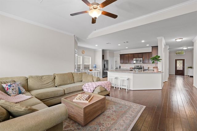 4308 Chestnut Meadows BND, Georgetown, TX 78626