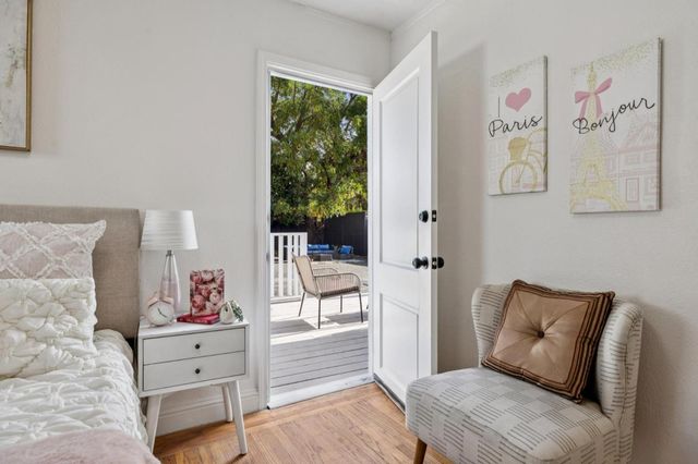 2352 Menalto Avenue, East Palo Alto, CA 94303