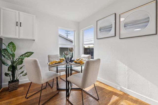 2352 Menalto Avenue, East Palo Alto, CA 94303