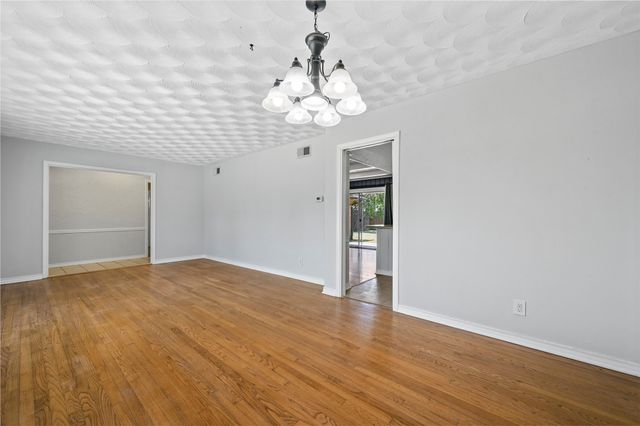 3468 Townsend Drive, Dallas, TX 75229