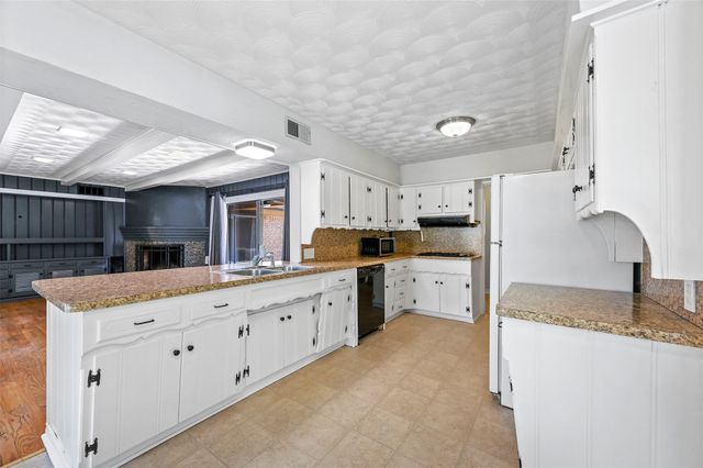 3468 Townsend Drive, Dallas, TX 75229