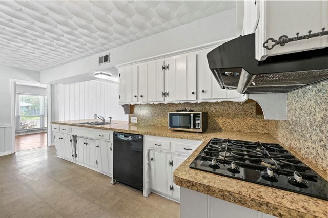 3468 Townsend Drive, Dallas, TX 75229