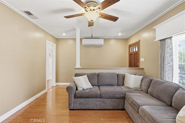 210 E 46th Street, Long Beach, CA 90807