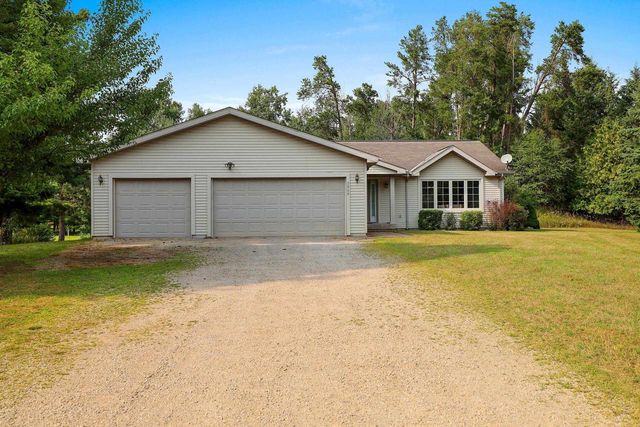 5808 LADE BEACH ROAD, Little Suamico, WI 54141