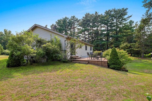 5808 LADE BEACH ROAD, Little Suamico, WI 54141