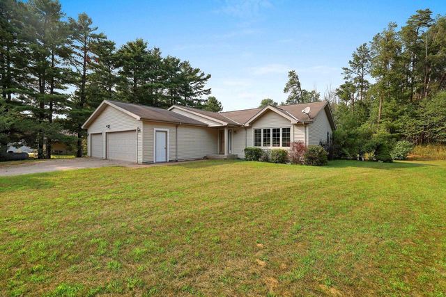 5808 LADE BEACH ROAD, Little Suamico, WI 54141