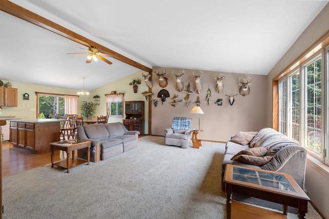 5808 LADE BEACH ROAD, Little Suamico, WI 54141