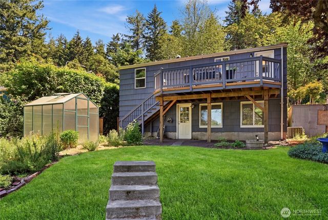 15839 15th Avenue NE, Shoreline, WA 98155