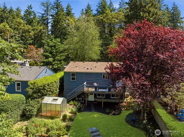 15839 15th Avenue NE, Shoreline, WA 98155