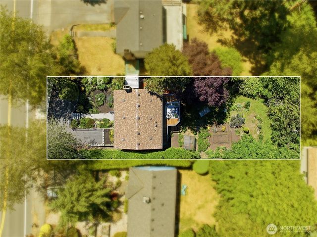 15839 15th Avenue NE, Shoreline, WA 98155