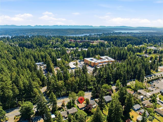 15839 15th Avenue NE, Shoreline, WA 98155