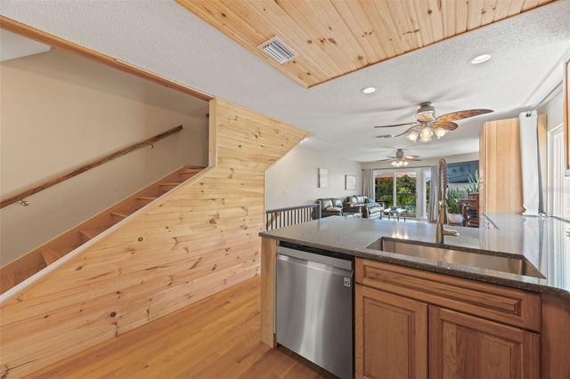 367 MADEIRA CIRCLE, Tierra Verde, FL 33715