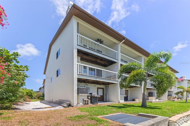 367 MADEIRA CIRCLE, Tierra Verde, FL 33715