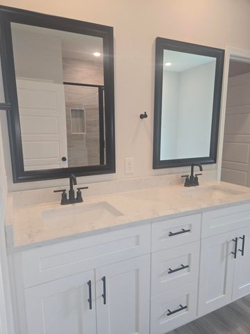 95 Castlewoods Way, Petal, MS 39465