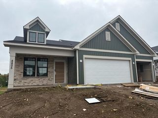 8805 63rd Street S, Cottage Grove, MN 55016