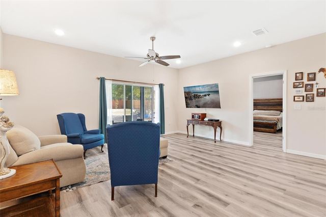 41428 TARPON AVENUE, Umatilla, FL 32784