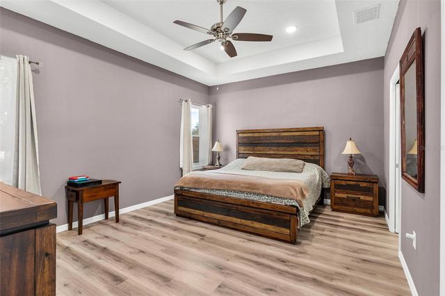 41428 TARPON AVENUE, Umatilla, FL 32784