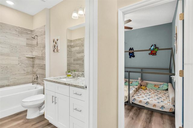 41428 TARPON AVENUE, Umatilla, FL 32784