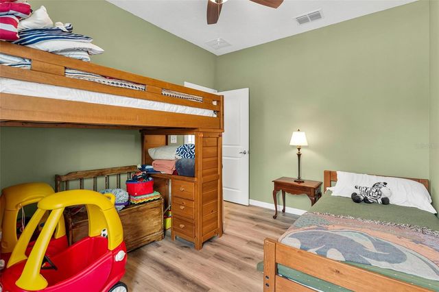 41428 TARPON AVENUE, Umatilla, FL 32784