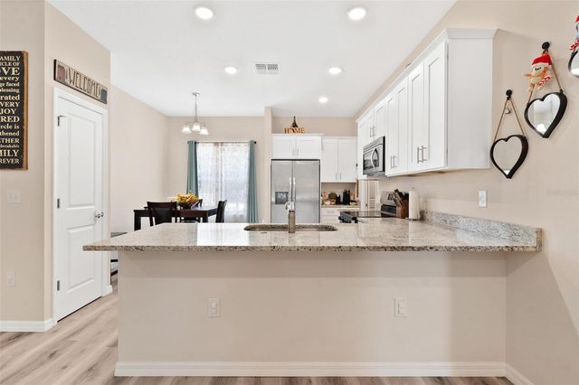 41428 TARPON AVENUE, Umatilla, FL 32784