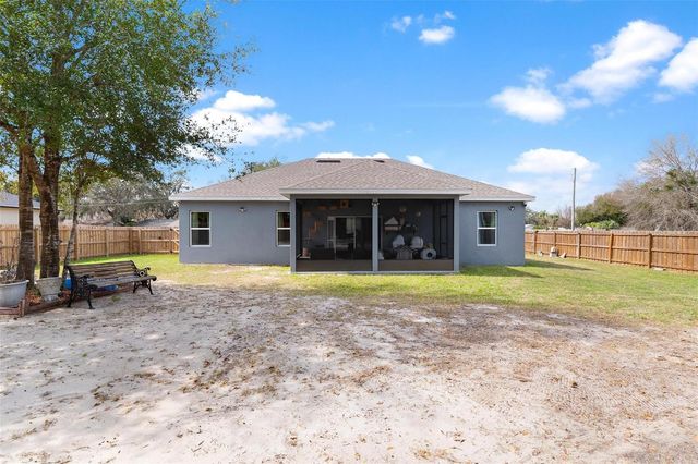 41428 TARPON AVENUE, Umatilla, FL 32784