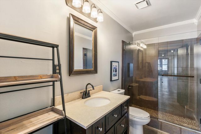 408 S Front St Apt 413, Memphis, TN 38103