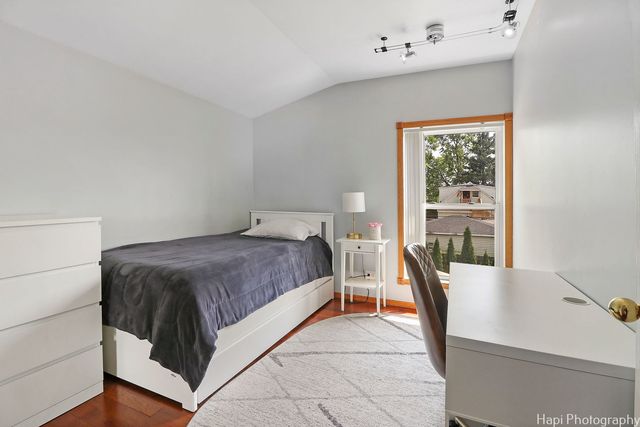 1569 Sherman Place, Des Plaines, IL 60016