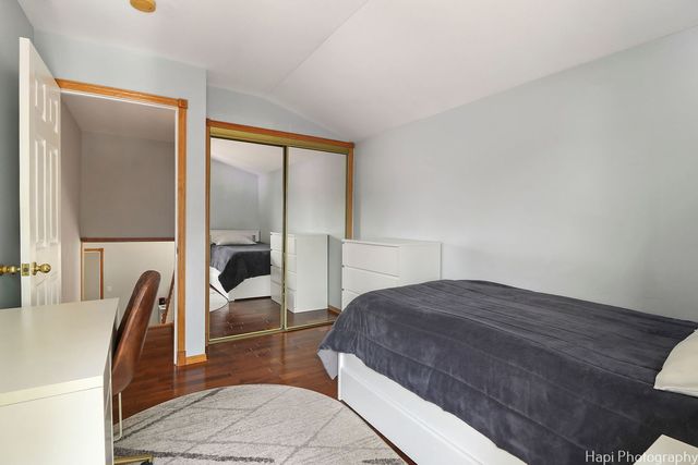 1569 Sherman Place, Des Plaines, IL 60016