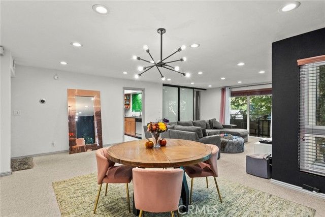 6752 Hillpark Drive 202, Los Angeles, CA 90068