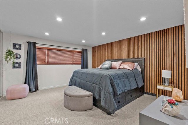 6752 Hillpark Drive 202, Los Angeles, CA 90068