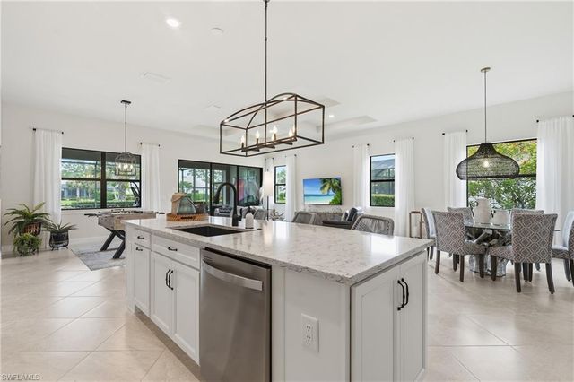 8877 Horned Lark DR, Naples, FL 34120