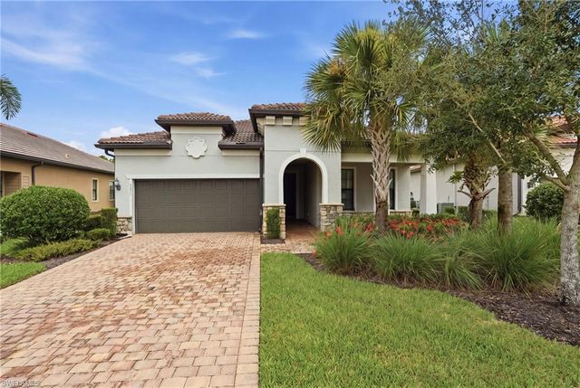 8877 Horned Lark DR, Naples, FL 34120