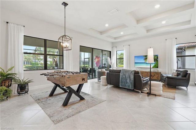 8877 Horned Lark DR, Naples, FL 34120