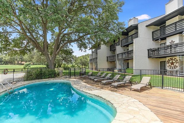 402 Lost Echo # 8, Horseshoe Bay, TX 78657