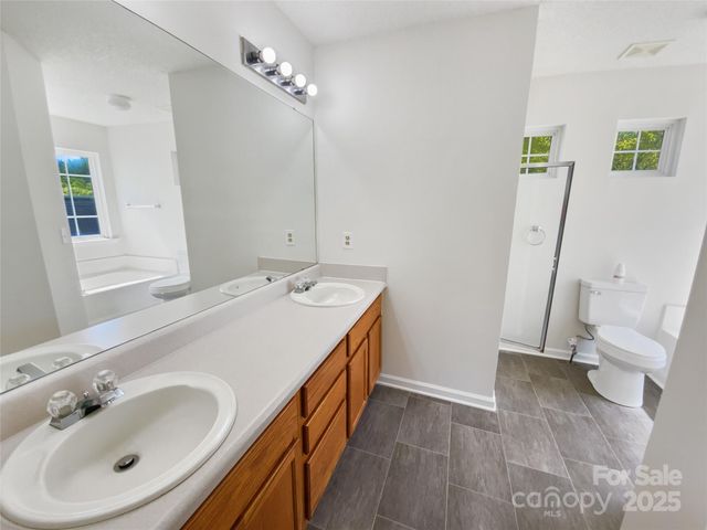 4437 Devonhill Lane, Charlotte, NC 28269