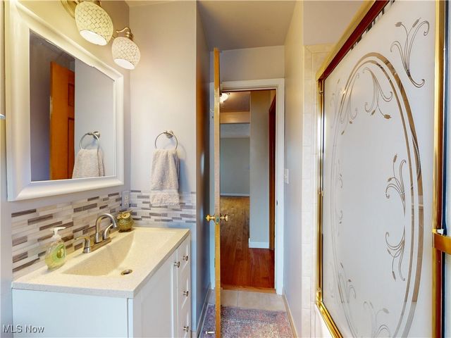 317 E 330th Street, Willowick, OH 44095