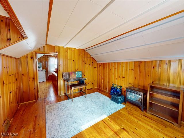 317 E 330th Street, Willowick, OH 44095