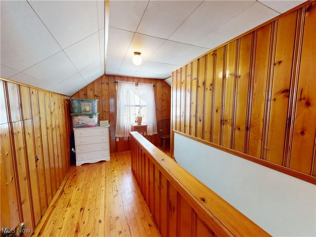 317 E 330th Street, Willowick, OH 44095